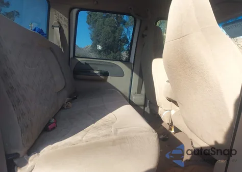 2000 Ford F-350 Lariat/Xl/Xlt from USA, damaged, VIN 1FTSW30F5YEC09388